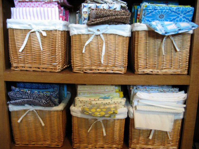 angela-pingel-sewing-room-fabric-baskets