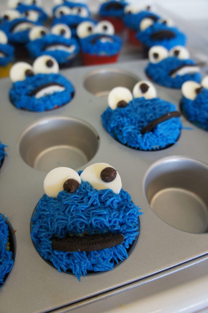 Cookie Monster cupcakes